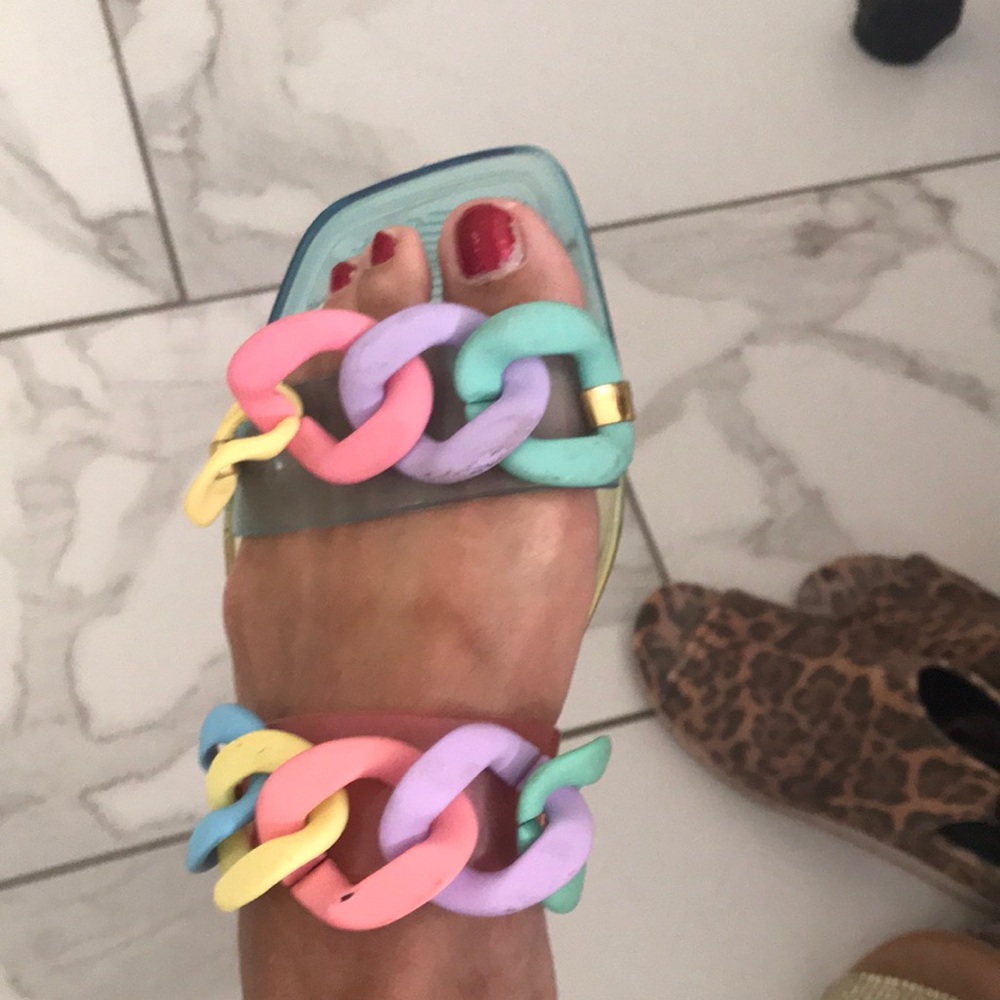 Pastel Chain-Link Sandals - Catherine MALANDRINO